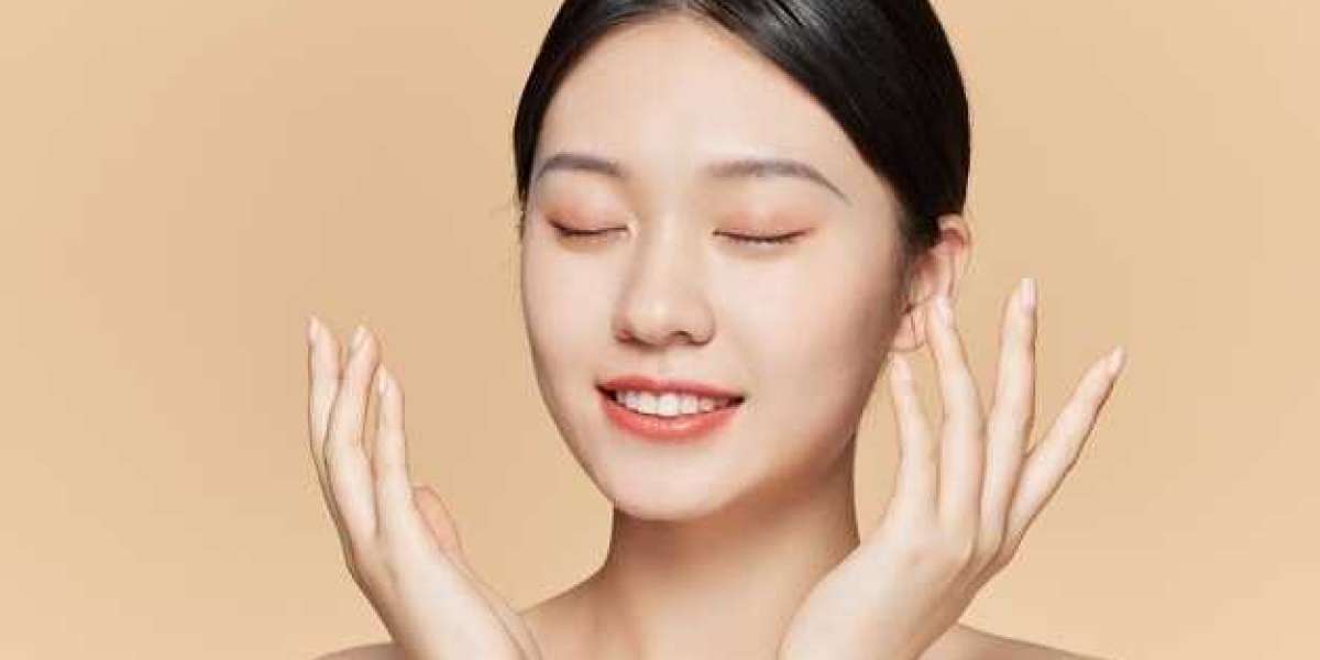 How does skin whitening treatment work?