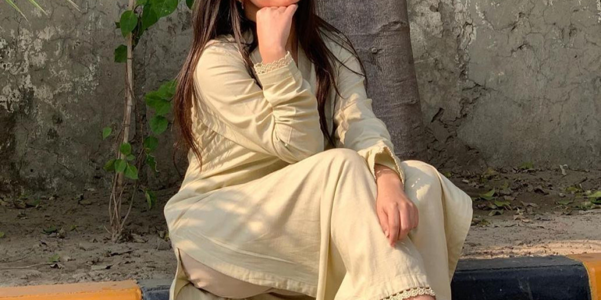 Call Girls in Sharjah – Elite Companionship for Class and Comfort