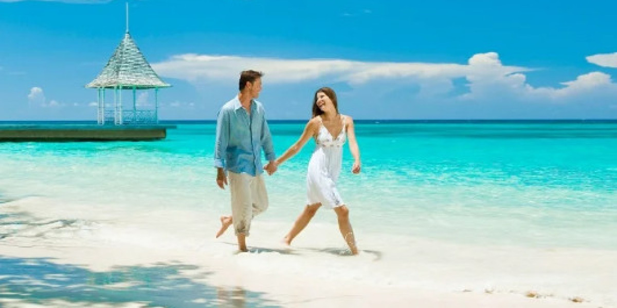 Best Resorts in Maldives for Honeymoon: Paradise Awaits for Newlyweds