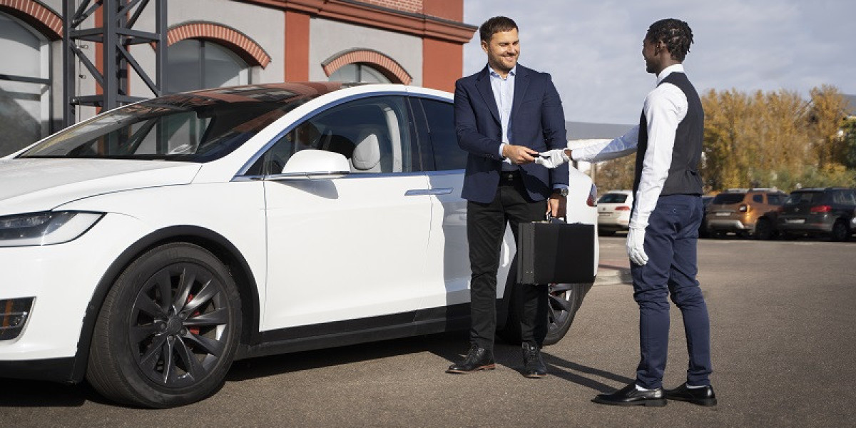 Why Harpenden Travellers Choose a 24/7 Fixed-Fare Taxi for Airport Transfers