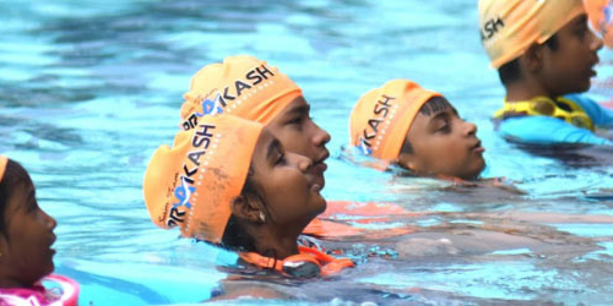 Professional Swimming Lessons in Yishun for All