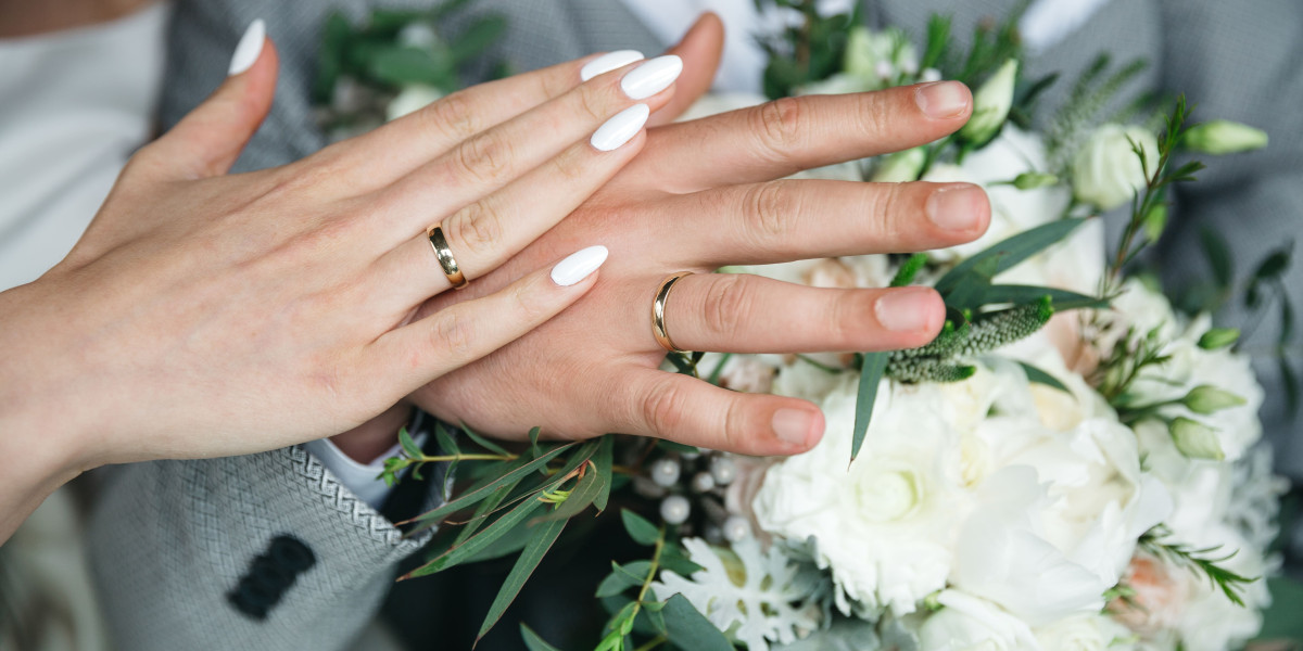 Elegance and Durability: Platinum Engagement Rings for Women and Platinum Rings for Him