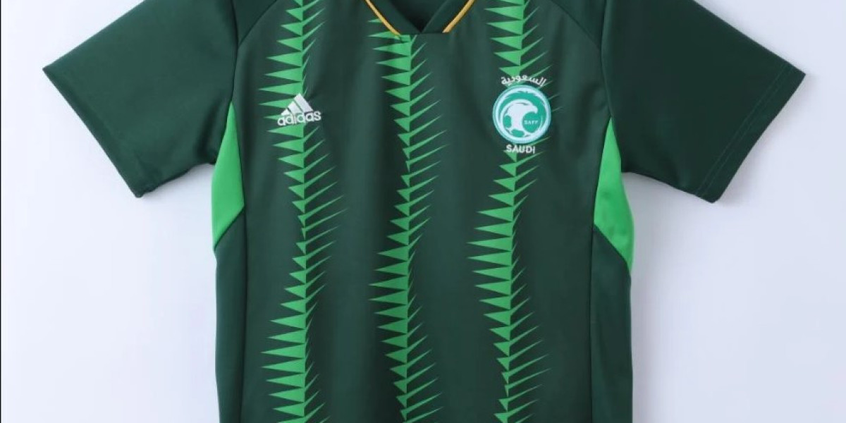 اكتشف معنى الإبداع في شعار المنتخب السعودي الجديد مع Sport Touch