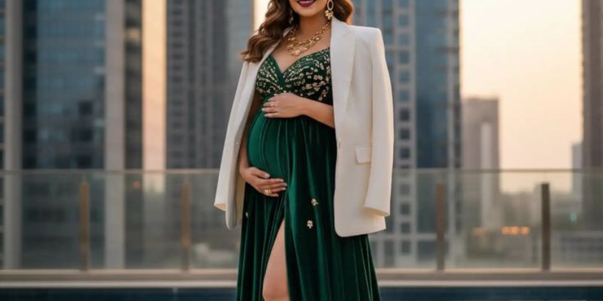 Capturing the Silent Transformation of Motherhood Through Photography