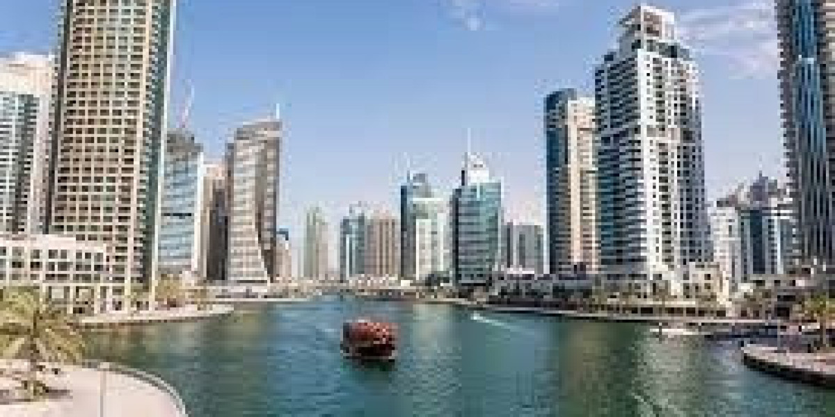 Company Formation in UAE: Pros and Cons of Free Zone vs Mainland Setup