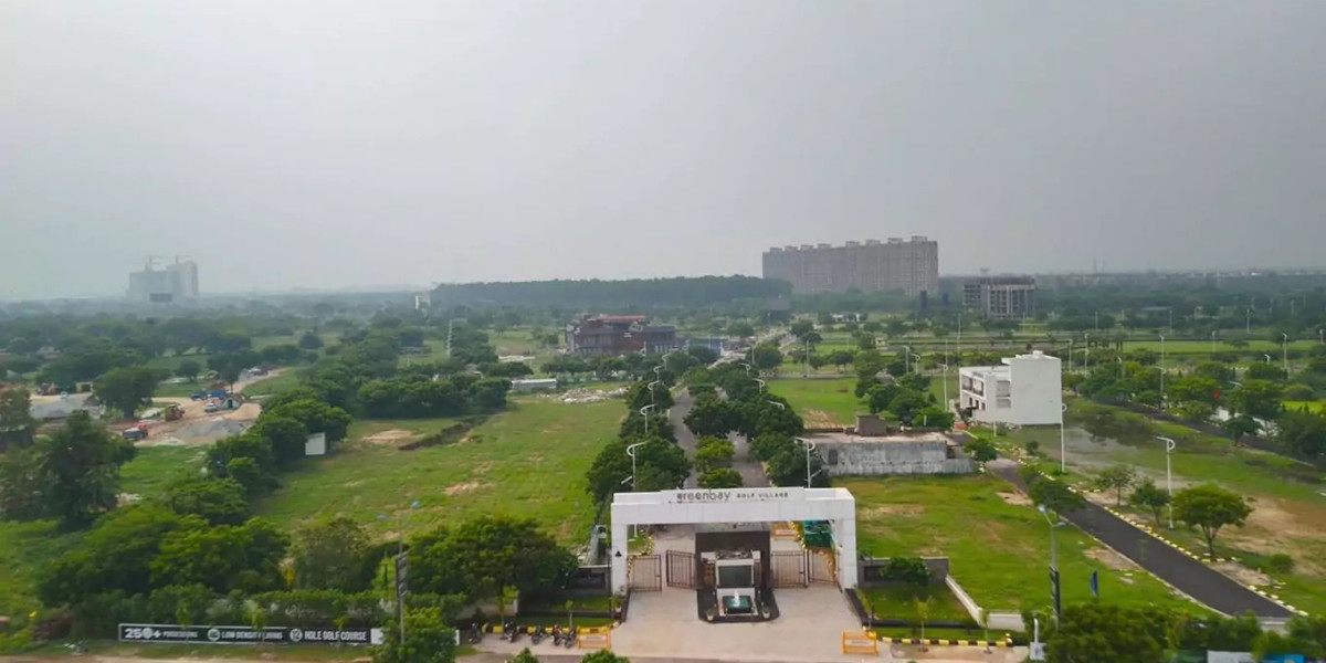 Greenbay The Monarque – Where Grandeur Meets Serenity in Greater Noida