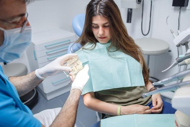 How to Choose the Right Orthodontist: Key Factors to Consider |...