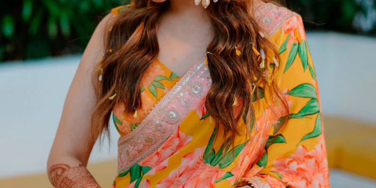 How VAIDAAN’s Mehndi Jewellery Sets Elevate Your Wedding Look