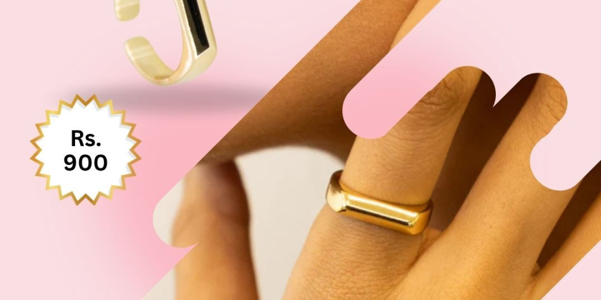 Buy Stylish Rings Online | Upakarna Plain Slab Ring | ZillyBuy