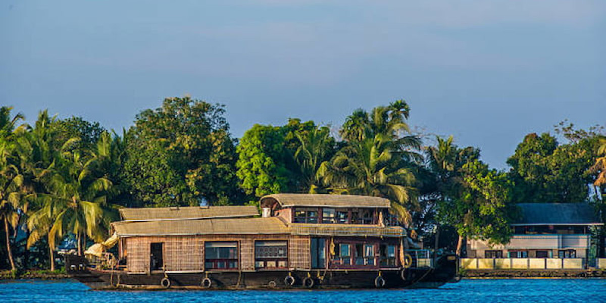 Eco-Friendly Kerala Tour Packages for Sustainable Travelers