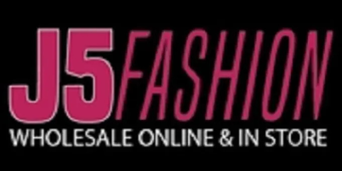 Wholesale clothing suppliers UK explained simply and practically today